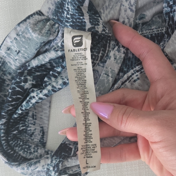 Fabletics Blue Patterned Sports Bra - Picture 4 of 4